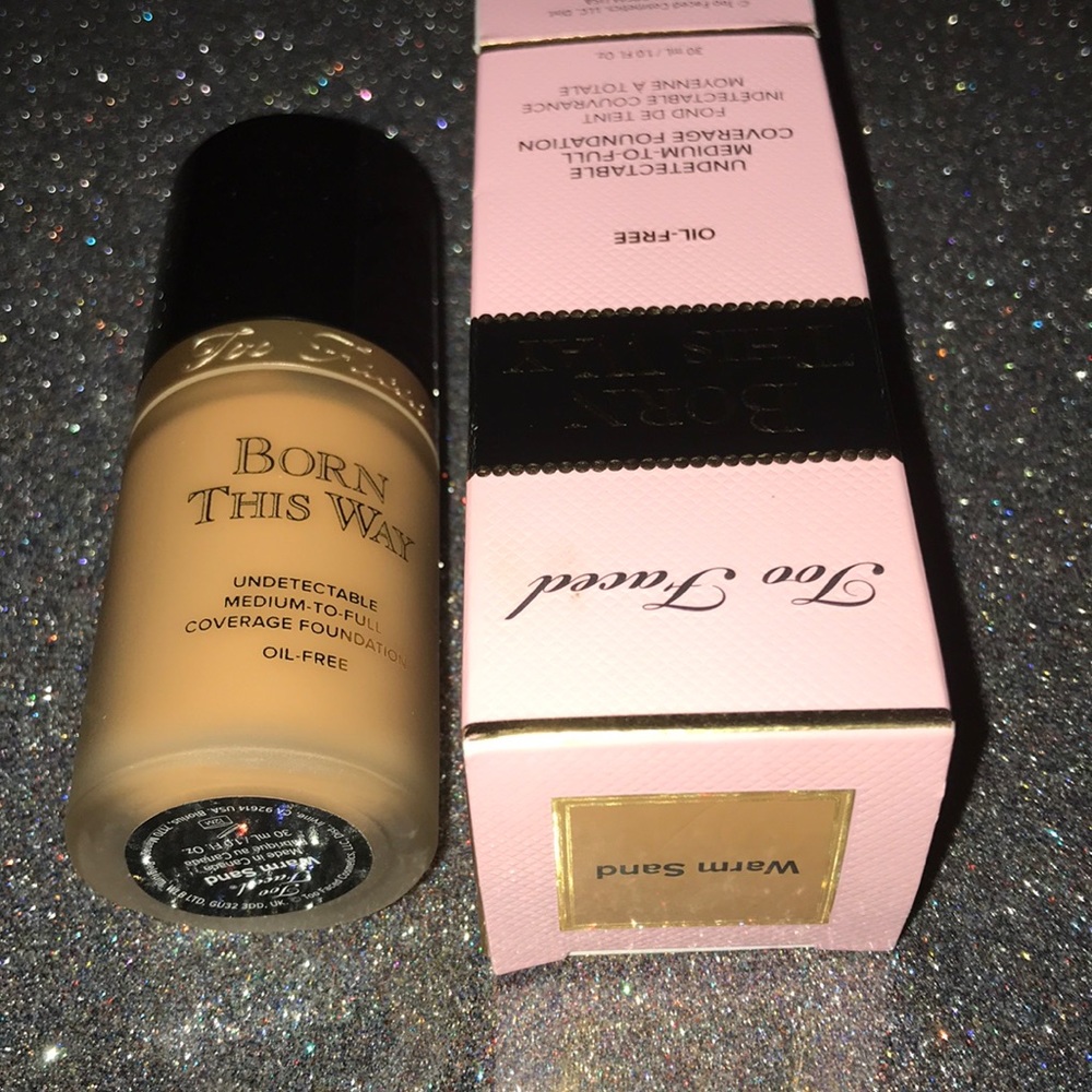 Too faced born this way (warm sand)